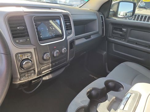 Used 2018 RAM 1500 Express image 18