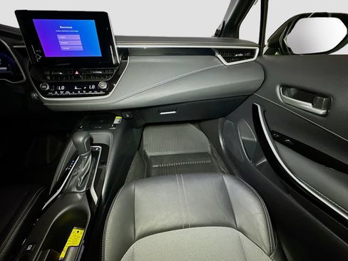 Certified 2025 Toyota Corolla XSE FWD image 29