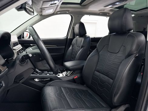 Used 2020 Kia Telluride SX w/ SX Prestige Package AWD/4WD image 23