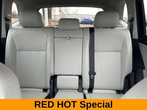 Used 2024 Volkswagen Tiguan Wolfsburg Edition AWD/4WD image 27
