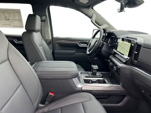 New 2026 Chevrolet Silverado 1500 LTZ w/ Technology Package RWD image 17