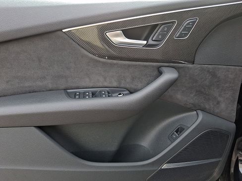 Used 2021 Audi SQ7 Premium Plus image 14