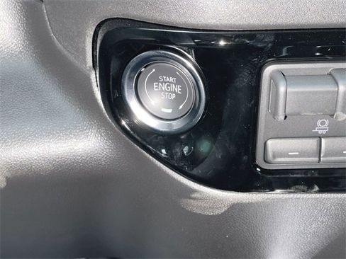 New 2026 GMC Sierra 1500 SLT w/ SLT Premium Package image 17