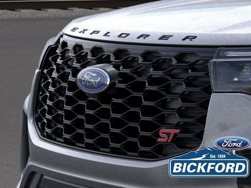 New 2026 Ford Explorer ST image 17