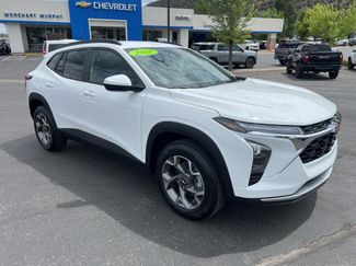 New 2025 Chevrolet Trax LT w/ Driver Confidence Package image 1