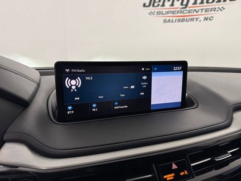 Used 2024 Acura MDX FWD w/ Technology Package image 17