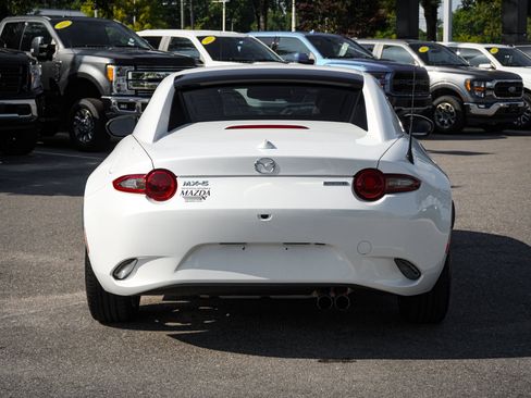Used 2023 MAZDA MX-5 Miata Grand Touring w/ Weather Package RWD image 9