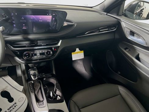New 2026 Buick Envista Sport Touring w/ Convenience I Package image 18