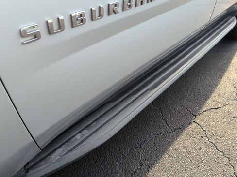 Used 2017 Chevrolet Suburban LT AWD/4WD image 13