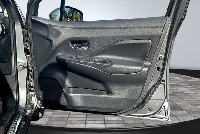 Used 2025 Nissan Versa SV w/ Trunk Package FWD image 24