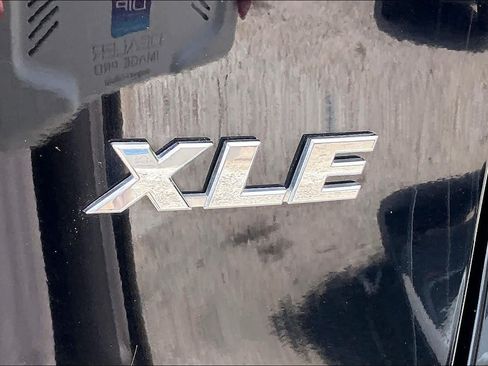 Used 2025 Toyota RAV4 XLE FWD image 10