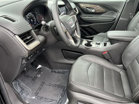 Used 2024 GMC Terrain Denali w/ Black Diamond Edition AWD/4WD image 14