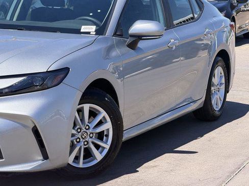Certified 2025 Toyota Camry LE image 3