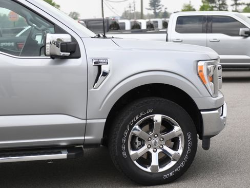 Used 2023 Ford F150 Lariat w/ Max Trailer Tow Package image 3