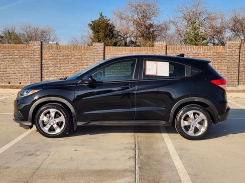 Used 2020 Honda HR-V LX image 5