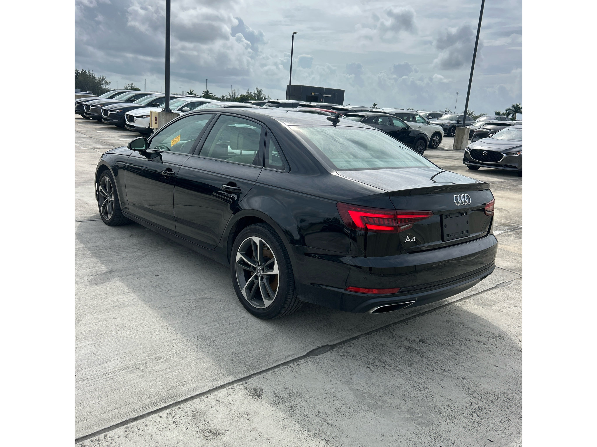 Used 2019 Audi A4 2.0T Premium FWD image 7
