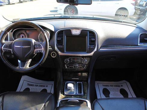 Used 2015 Chrysler 300 C w/ Light Group image 14