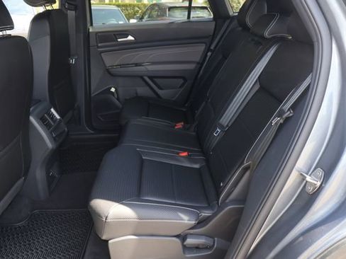 Certified 2023 Volkswagen Atlas Cross Sport SE w/ Black Wheel Package image 15