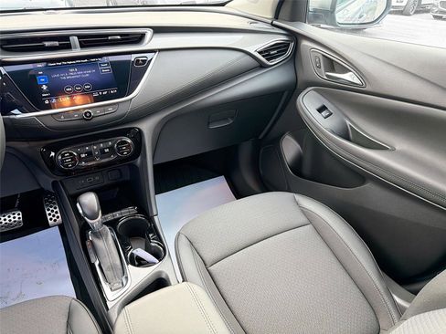 Used 2023 Buick Encore GX Select w/ Sport Touring Package image 22