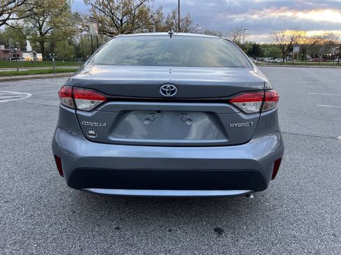 Used 2022 Toyota Corolla LE image 6