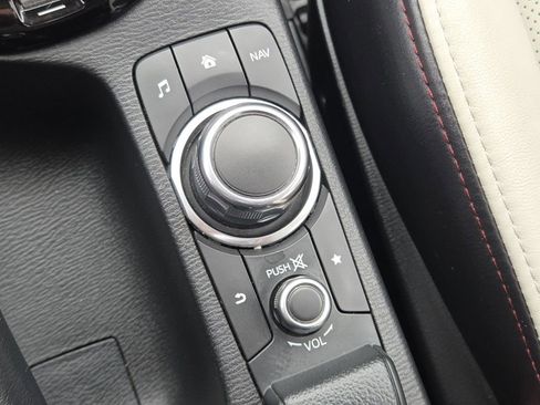 Used 2016 MAZDA CX-3 Grand Touring image 9