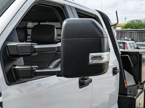 Used 2019 Ford F350 XL w/ Power Equipment Group image 38