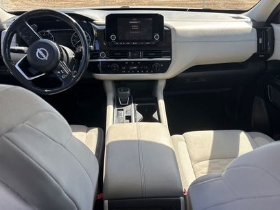 Certified 2022 Nissan Pathfinder SV