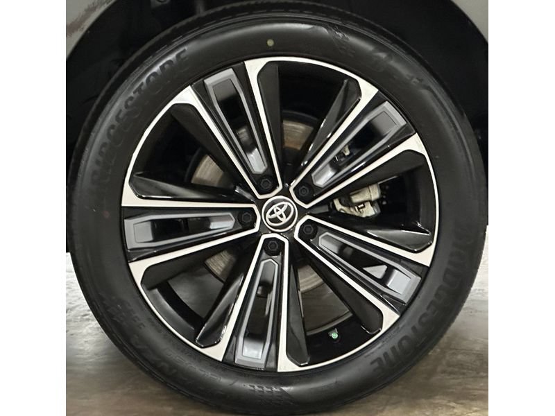 Used 2023 Toyota bZ4X FWD image 11