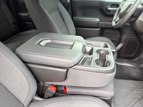 Used 2025 Chevrolet Silverado 1500 Custom RWD image 31