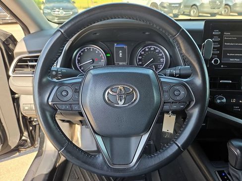 Used 2024 Toyota Camry SE FWD image 21