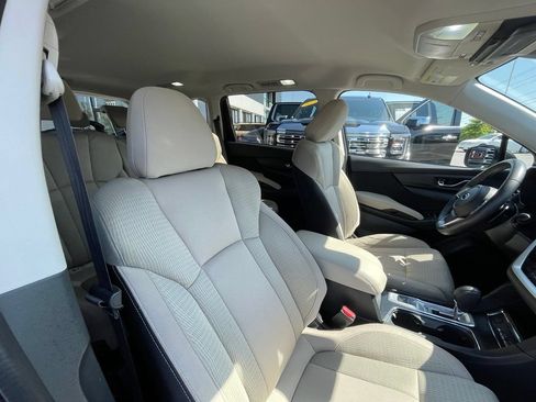 Used 2023 Subaru Ascent Premium w/ Convenience Package AWD/4WD image 30