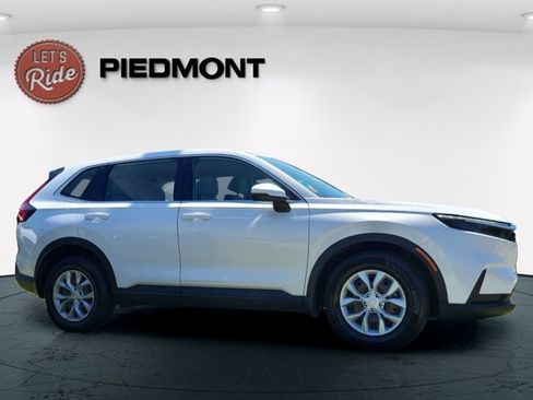 Used 2023 Honda CR-V LX image 5