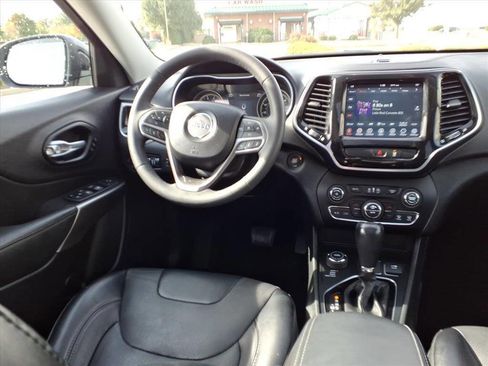 Used 2022 Jeep Cherokee Limited AWD/4WD image 11