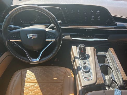 Used 2021 Cadillac Escalade Premium Luxury w/ Performance Package RWD image 14