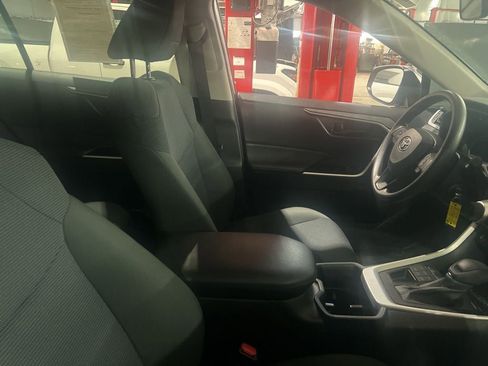 Used 2023 Toyota RAV4 LE image 6