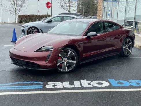 Used 2021 Porsche Taycan 4S image 5