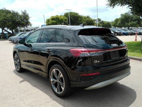 Used 2022 Audi Q4 e-tron Prestige AWD/4WD image 13