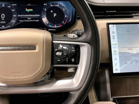 Certified 2024 Land Rover Range Rover SE AWD/4WD image 12