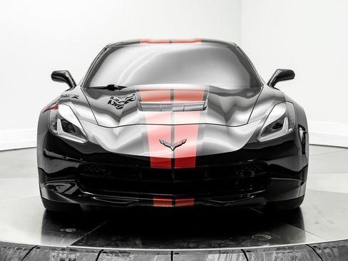 Used 2016 Chevrolet Corvette Stingray Coupe w/ 3LT Preferred Equipment Group RWD image 2