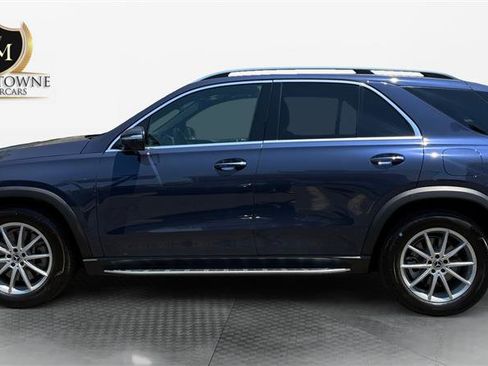 Used 2024 Mercedes-Benz GLE 450e 4MATIC w/ Winter Package image 2