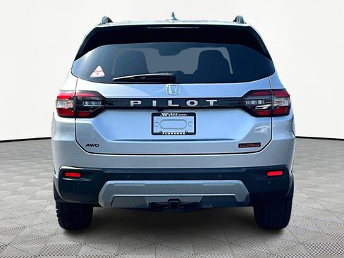 New 2026 Honda Pilot TrailSport image 5