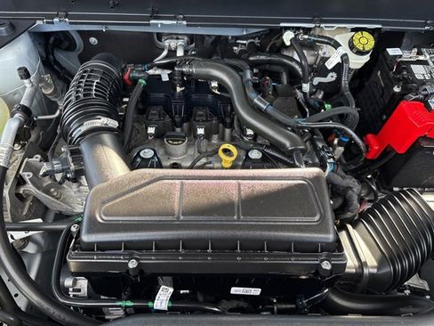 Used 2025 Ford Bronco Sport Big Bend w/ Convenience Package image 32