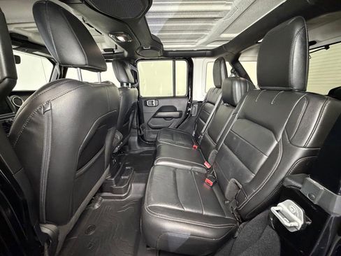 Used 2018 Jeep Wrangler Unlimited Sahara w/ Dual Top Group image 5