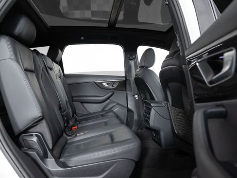 Used 2021 Audi Q7 2.0T Premium w/ Convenience Package image 28