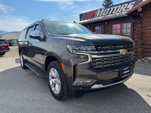 Used 2021 Chevrolet Suburban Premier w/ Premium Package AWD/4WD image 34