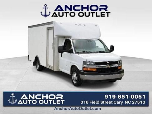 Used 2022 Chevrolet Express 3500 w/ Power Convenience Package RWD image 1