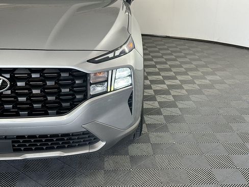 Used 2023 Hyundai Santa Fe SEL FWD image 9
