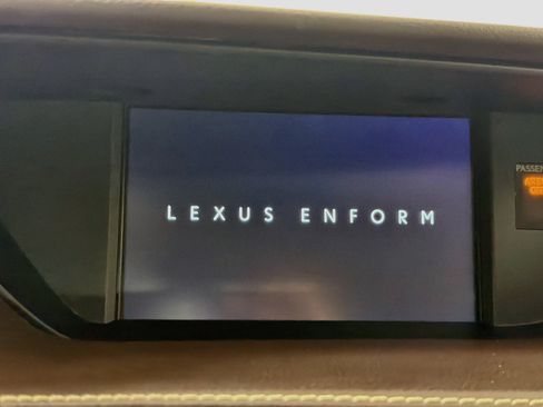 Used 2018 Lexus ES 350 w/ Navigation System Package FWD image 19