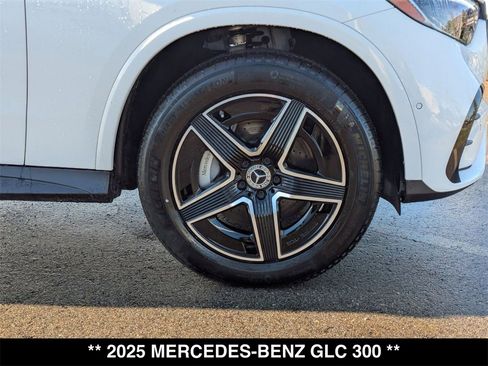 Certified 2025 Mercedes-Benz GLC 300 4MATIC image 31