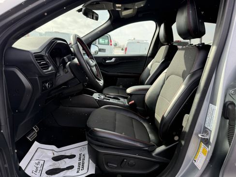 Used 2023 Ford Escape ST-Line Select image 14